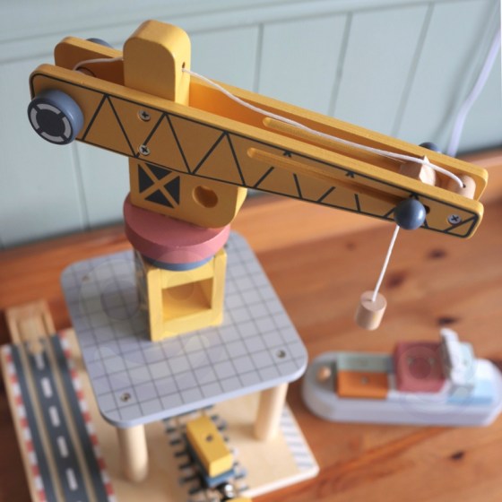 0026345-26605-ksulino-set-limenikos-geranos-me-aksesouar